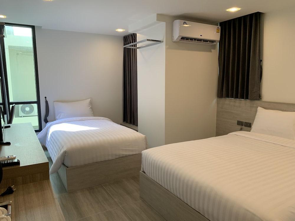 Thana Wisut Hotel Room Type - Family Triple Room