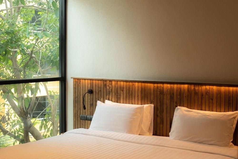 Karaarom Hotel Room Type - Premier 1 Bedroom