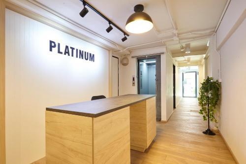 Platinum Deluxe Shopping Apartments - Tap to explore photos