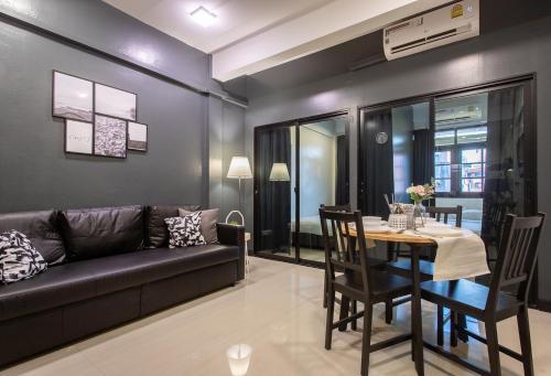 T5 2 Bedrooms/6guests/full kitchen/1 min to BTS - Tap to explore photos