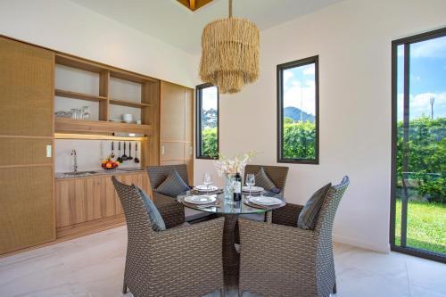 Luxury 2BR Pool Villa Dalaa 3, Gated Residence, Kamala Beach - Tap to explore photos