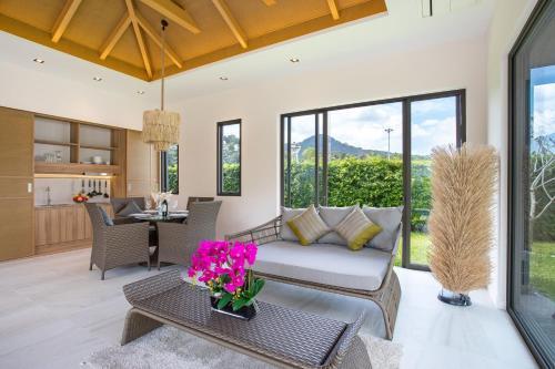 Luxury 2BR Pool Villa Dalaa 3, Gated Residence, Kamala Beach - Tap to explore photos