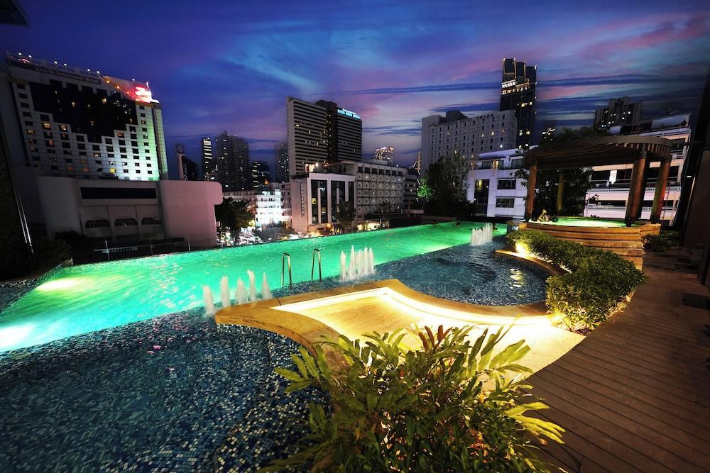 The Rich Residences Sukhumvit Nana - Tap to explore photos