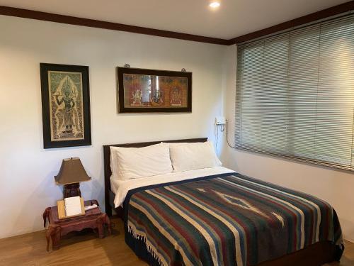 Cozycomo Bangkok Room Type - Double Room with Private Bathroom