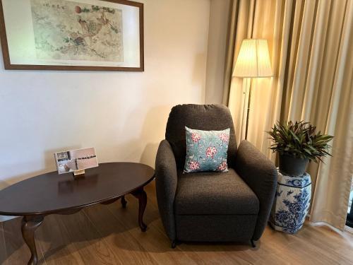 Cozycomo Bangkok Room Type - Studio with Garden View