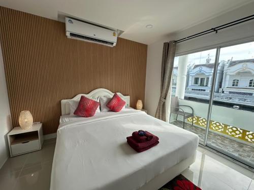 Inn Dulgence Room Type - Deluxe Double Room with Balcony