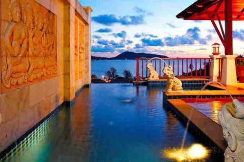 Patong Seaview Luxury Villa Penda - Tap to explore photos