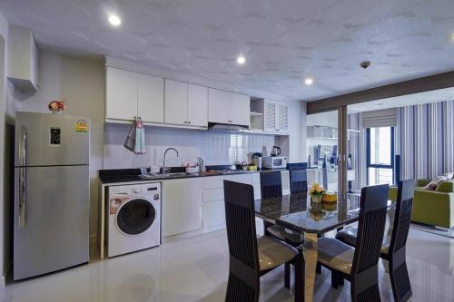 WOW Apartment at Unity Patong - Tap to explore photos