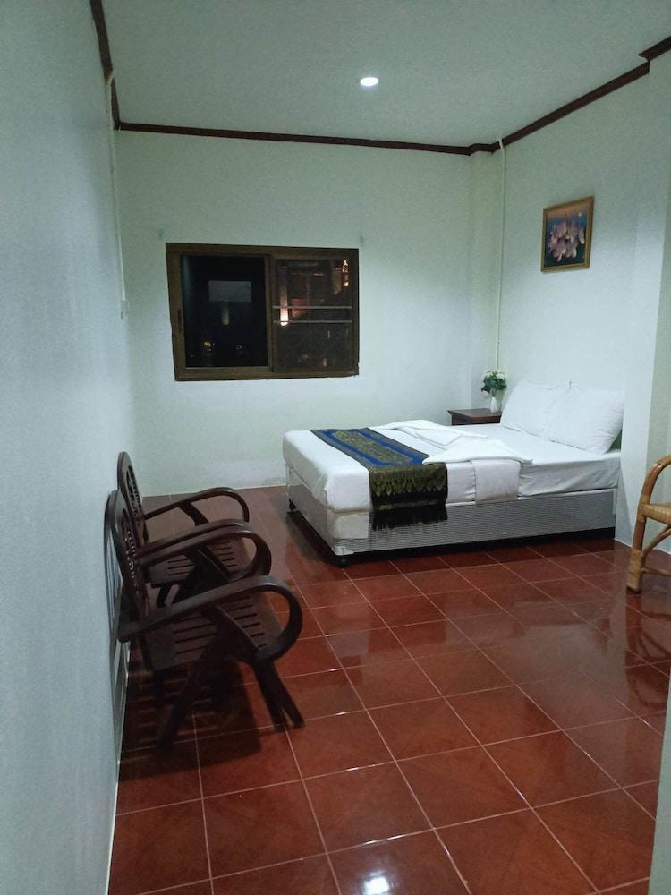 Kata S.T House 2
