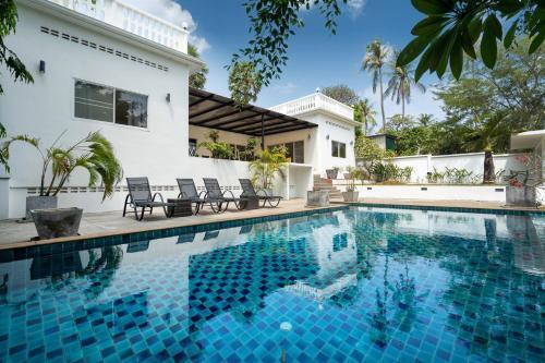 Grand 5BR Pool Villa Sea la Vie