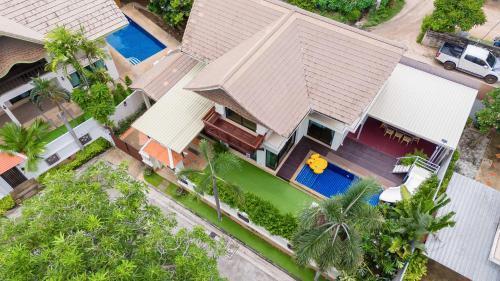 Amazing Natcha villa - Tap to explore photos