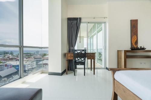 Karon Panorama Seaview 2 Bedroom Amazing Condo