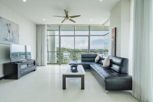Karon Panorama Seaview 2 Bedroom Amazing Condo - Tap to explore photos