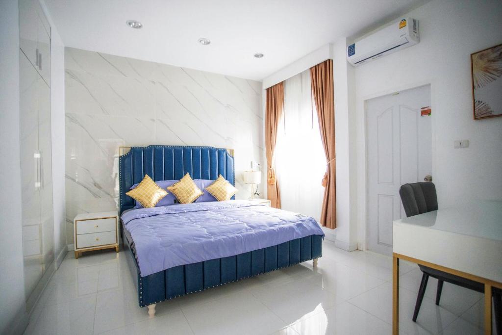 KW pool villa pattaya - Tap to explore photos