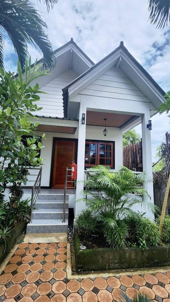 Momento Bangtao Beach Room Type - Standard Villa