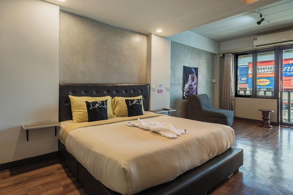 Bkk39 Airport hotel Room Type - Standard Triple Room, Non Smoking, Terrace