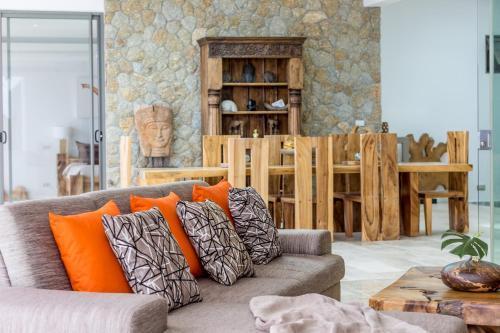 BelVillas-Award Winning SeaView Luxury Villas - Tap to explore photos