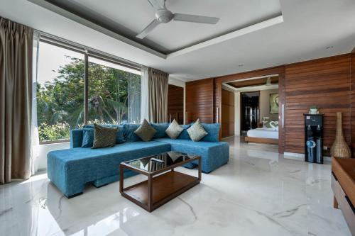 Villa Skyfall Thailand Phuket - Tap to explore photos