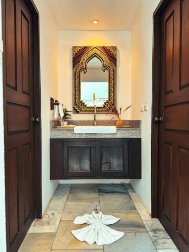 Villa Raya Resort Private Pool Villas - Tap to explore photos