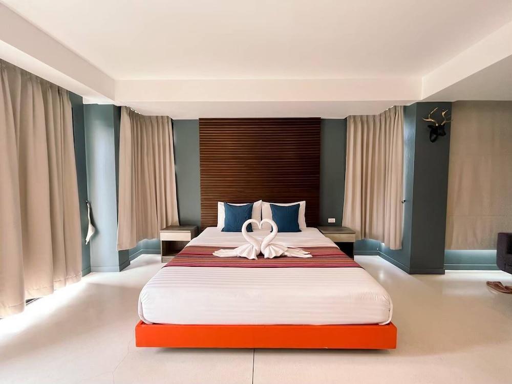 CoCo Boutique Hotel - Tap to explore photos