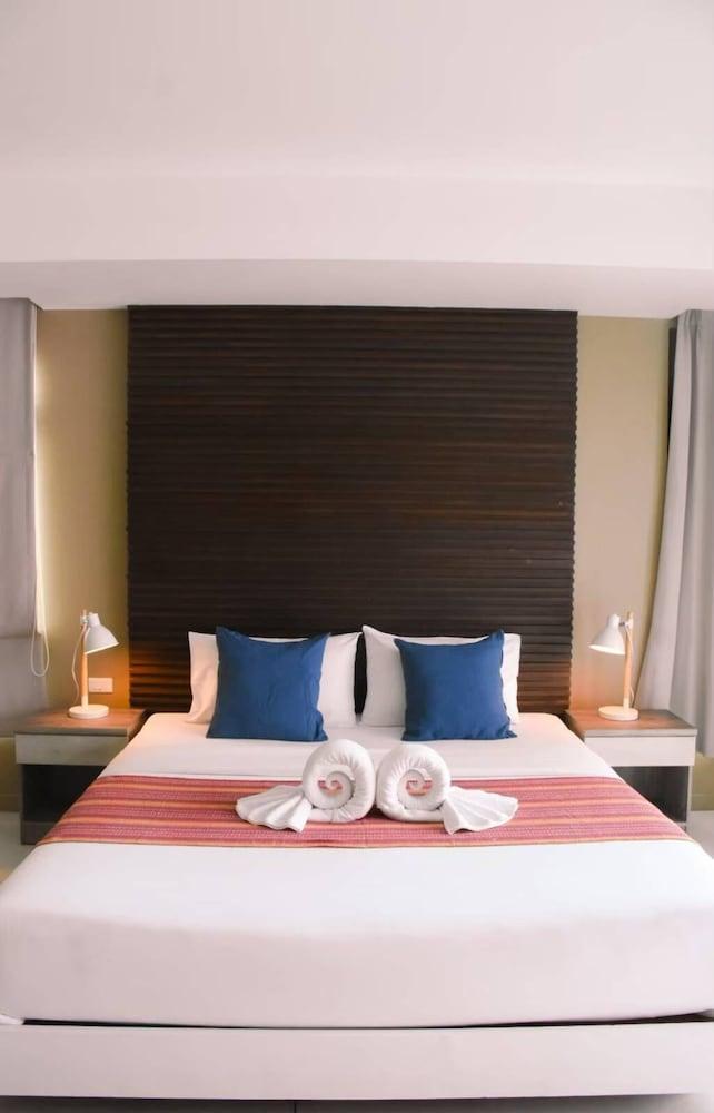 CoCo Boutique Hotel - Tap to explore photos