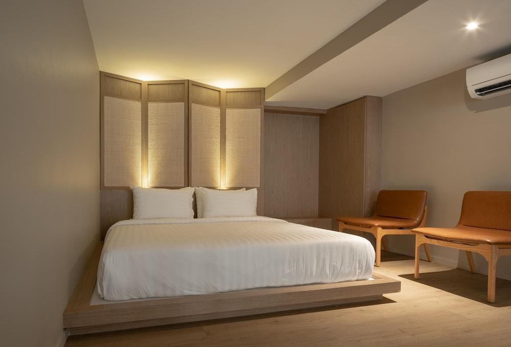 Stay Plus Hotel Bangkok Room Type - Duplex Room