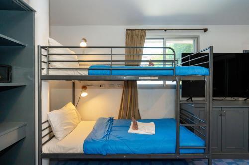 Oceanview Bungalows by EAT, Karon Beach Room Type - Family Room