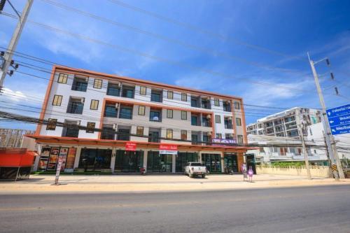 Chalong - Studio Service Apartment - Phoomjai