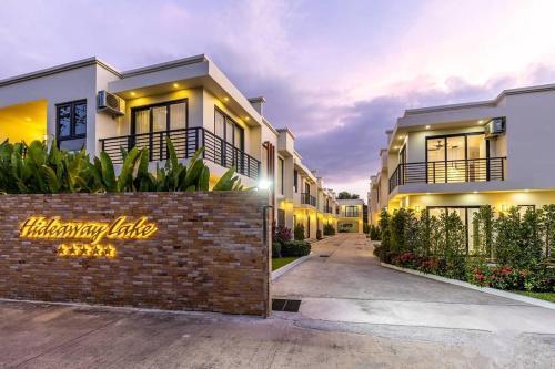 Hideaway Lake Villas By Cozy Lake Room Type - Three-Bedroom Villa Hideaway Lake Villas By Cozy Lake Room Type - Three-Bedroom Villa