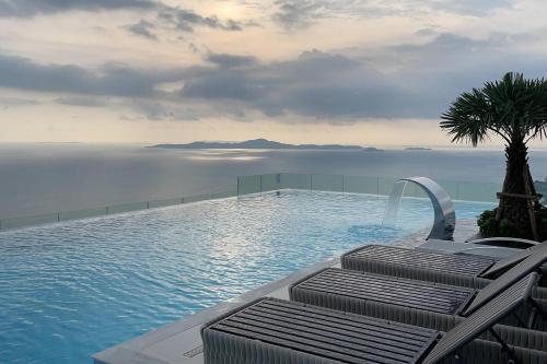 Copacabana jomtien condominium - Tap to explore photos
