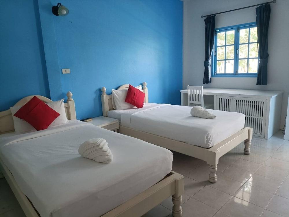 March Samui Resort Room Type - Superior Twin Room March Samui Resort Room Type - Superior Twin Room