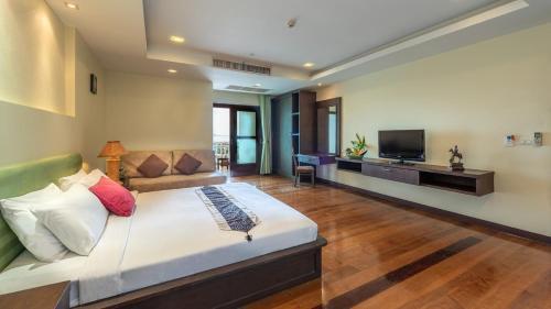 Koh Samui Tower Room Type - Double Room
