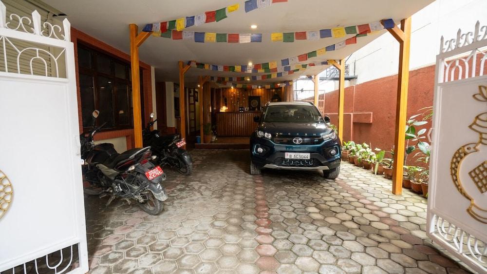 Hotel Shree Tara - Tap to explore photos