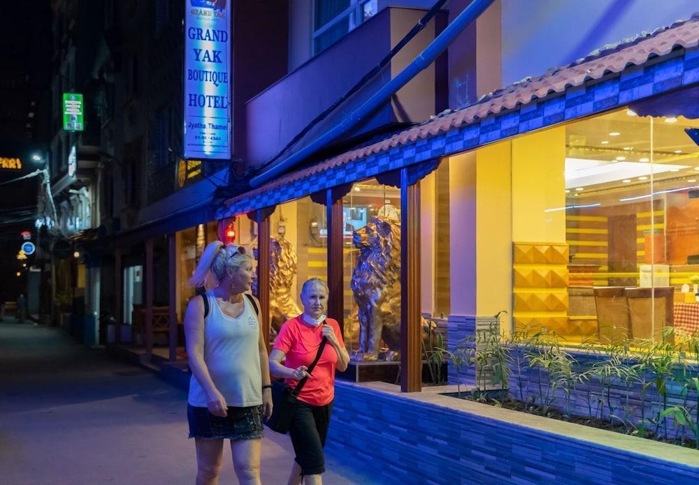 Grand Yak Boutique Hotel - Tap to explore photos