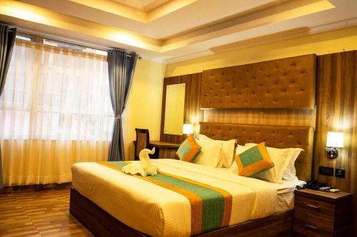 Grand Yak Boutique Hotel - Tap to explore photos