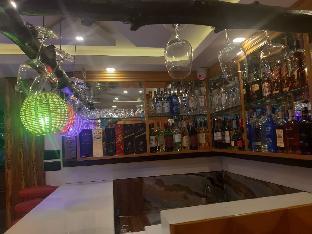Grand Yak Boutique Hotel - Tap to explore photos