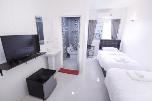 U-need Guesthouse95 - Tap to explore photos