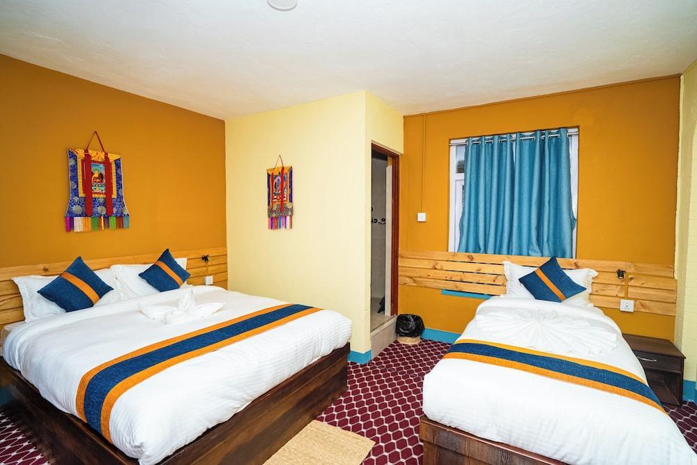 Kwabahal Boutique Hostel Room Type - Family Double or Twin Room