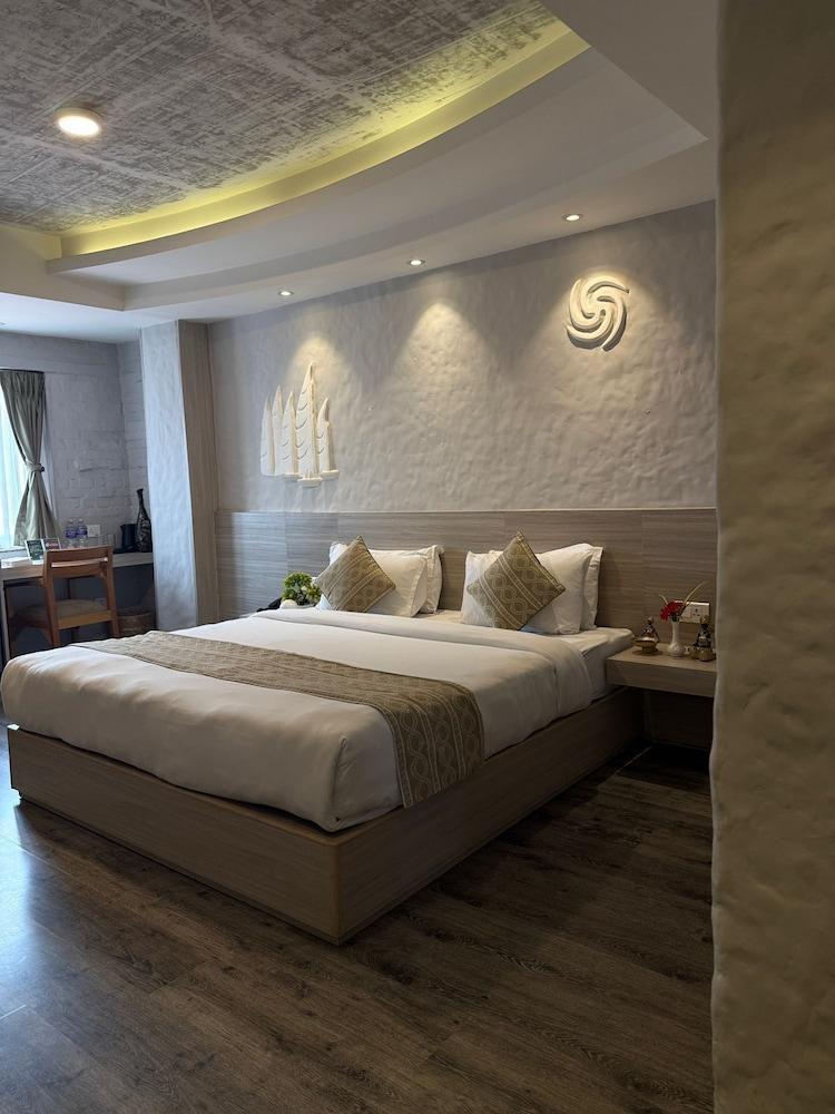 Vastu Boutique Hotel - Tap to explore photos