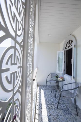 Number 4 Phuket Room Type - Deluxe Double Room