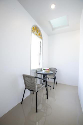 Number 4 Phuket Room Type - Deluxe Double Room with Balcony