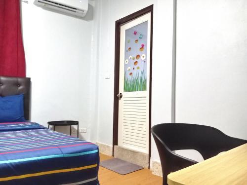 U&D guest house - Tap to explore photos