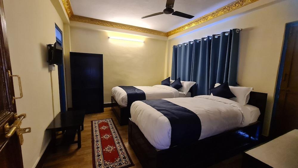 Temple Town Inn Room Type - Standard Double Room, Multiple Beds