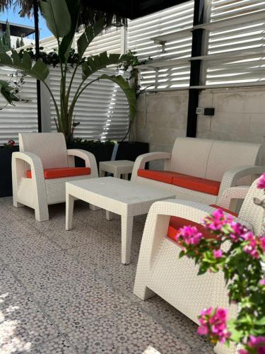Seas Hotel Amman Room Type - Junior Suite with Terrace