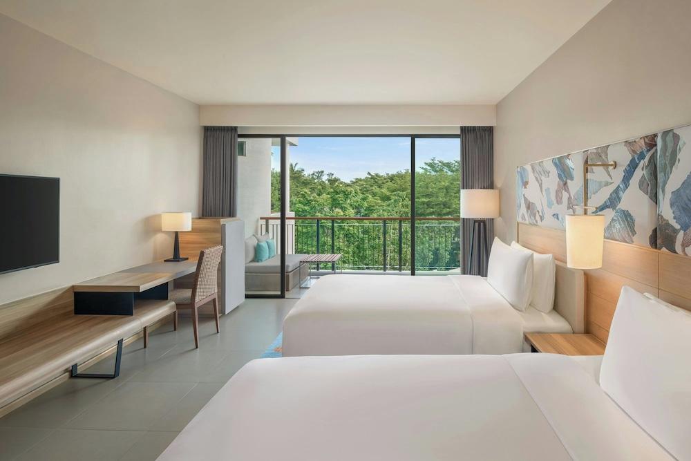 Le Meridien Phuket Mai Khao Beach Resort Room Type - Deluxe Room, 2 Double Beds, Balcony, Garden View (Balcony) Le Meridien Phuket Mai Khao Beach Resort Room Type - Deluxe Room, 2 Double Beds, Balcony, Garden View (Balcony)