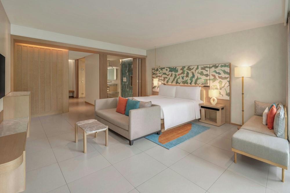 Le Meridien Phuket Mai Khao Beach Resort Room Type - Suite, 2 Bedrooms, Private Pool