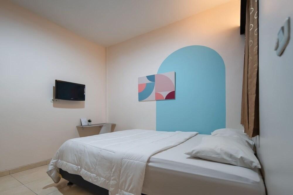 Cove Oekude Residence Room Type - Standard Room