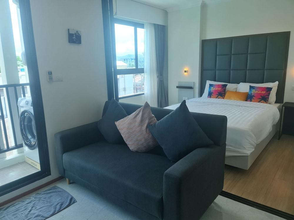 At Laguna Phuket Apartment Room Type - Deluxe Condo, 1 Double Bed, Pool View