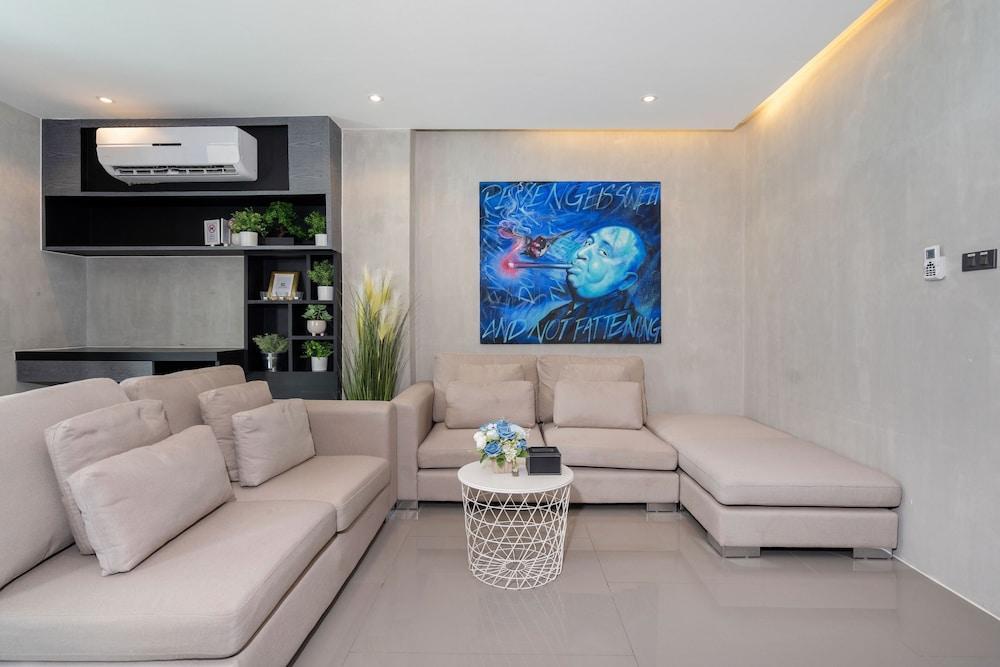 Citygate Kamala Residence P302 - Tap to explore photos