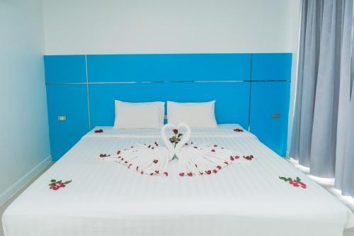 Patong Diamond Hotel Room Type - Superior Double or Twin Room with Terrace Patong Diamond Hotel Room Type - Superior Double or Twin Room with Terrace